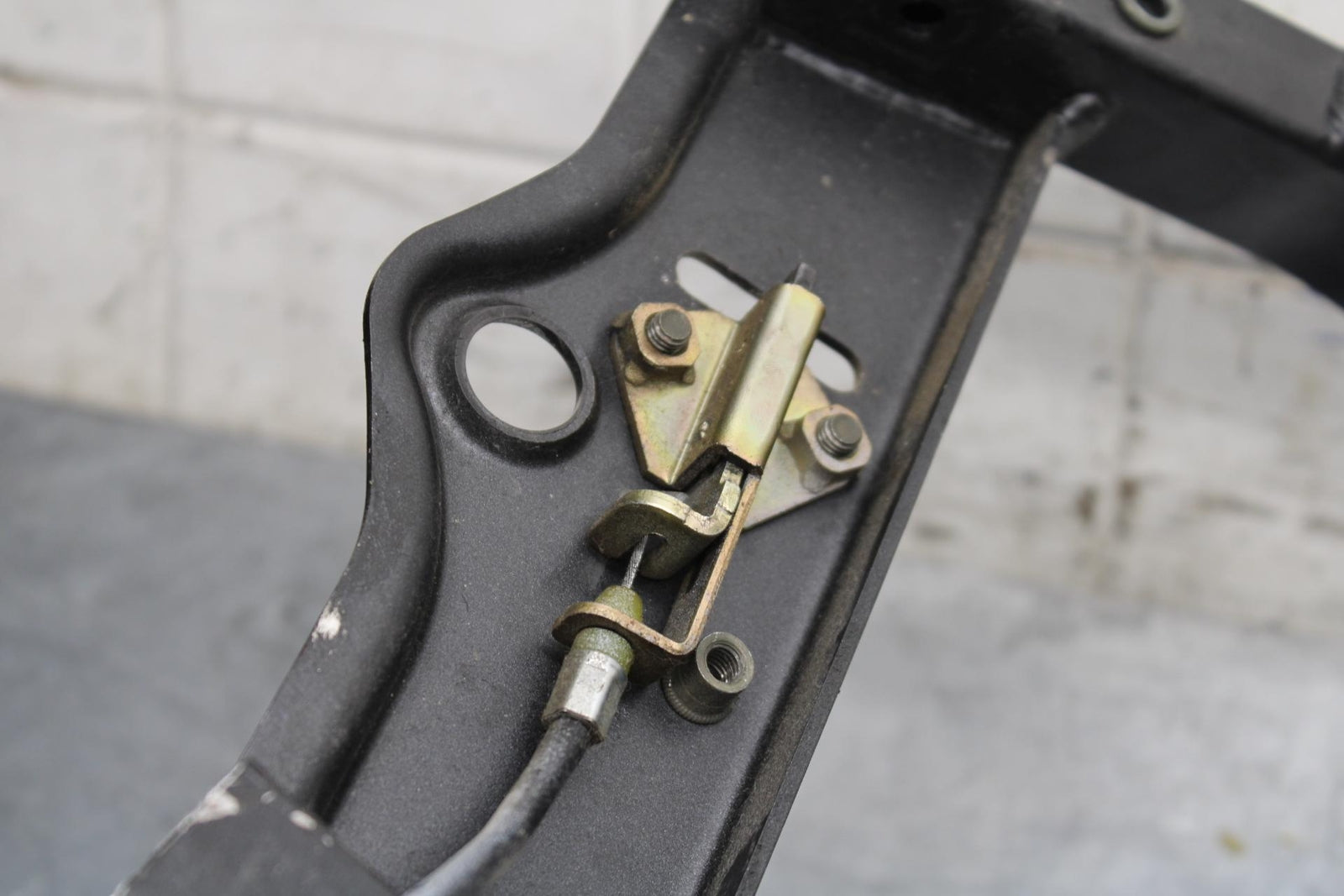 2000 Kawasaki Ninja ZX12R ZX1200A REAR BACK TAIL UNDERTAIL FAIRING COWL  BB565