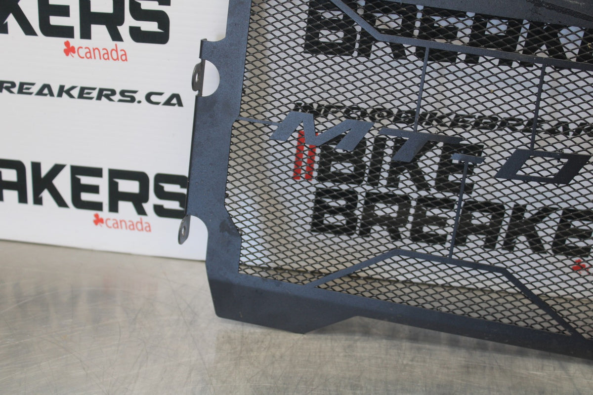 23-24 YAMAHA MT-07 ENGINE RADIATOR COVER GUARD BB194
