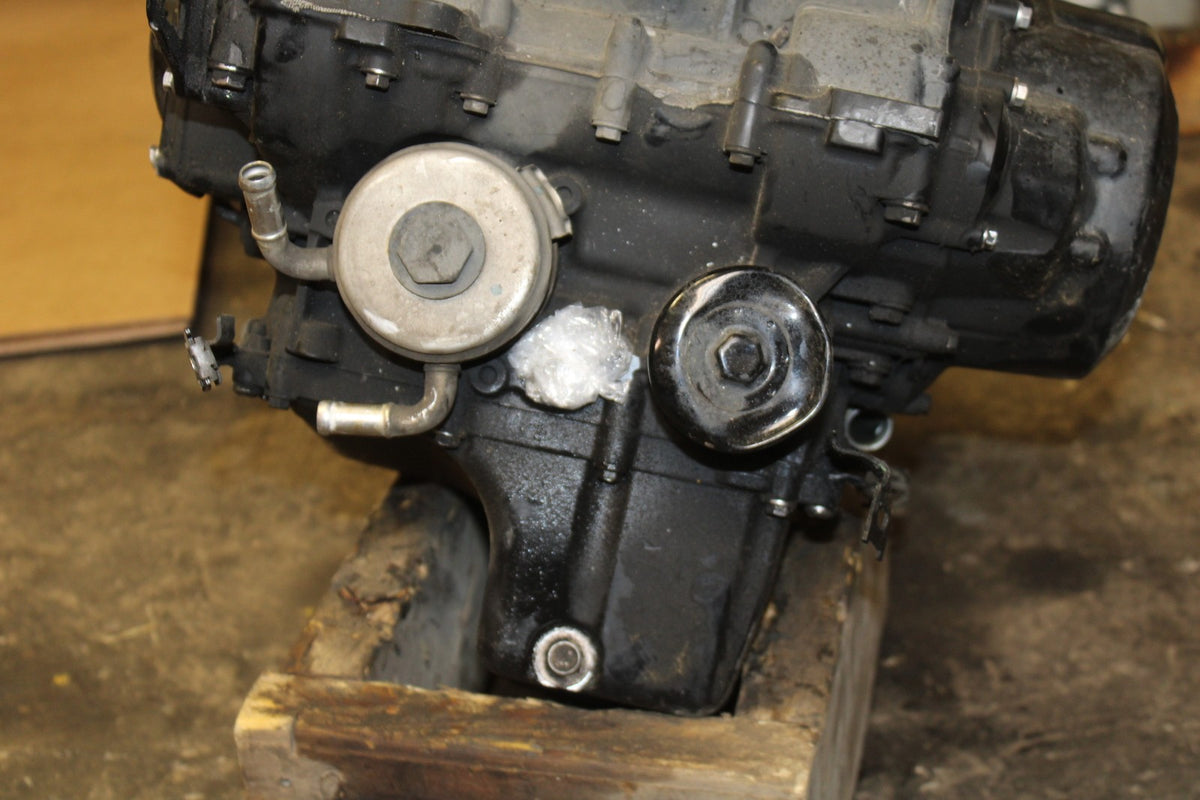 14 TRIUMPH STREET TRIPLE ABS ENGINE MOTOR BB808