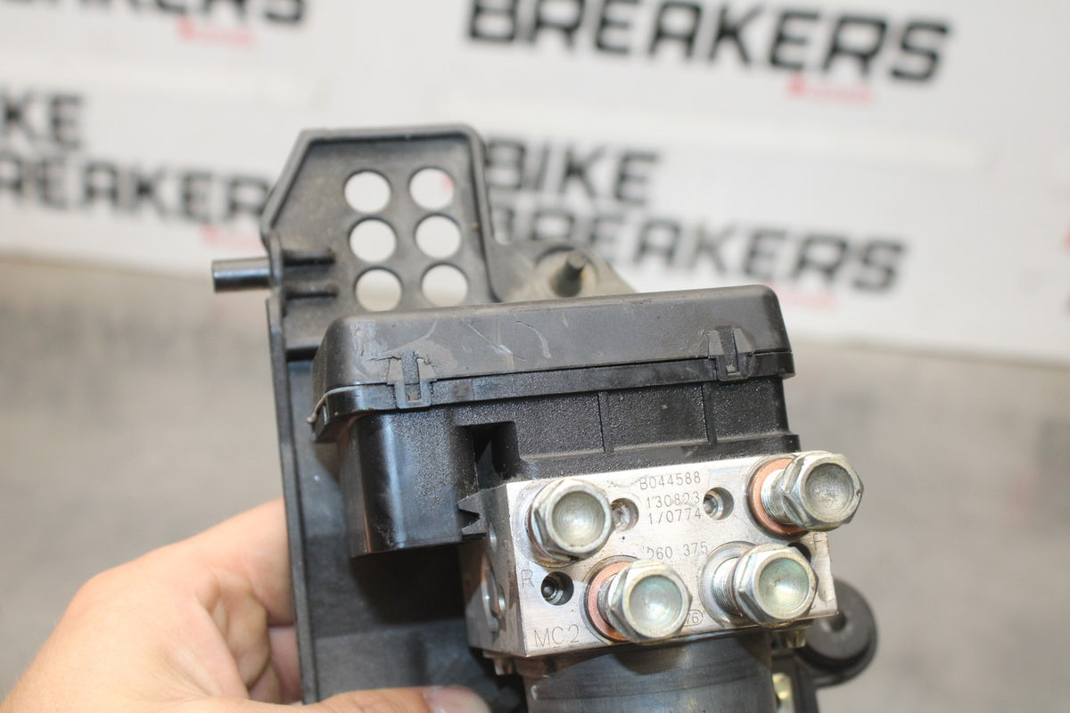 15 APRILIA RSV4 FACTORY APRC ABS ABS PUMP UNIT MODULE BB901