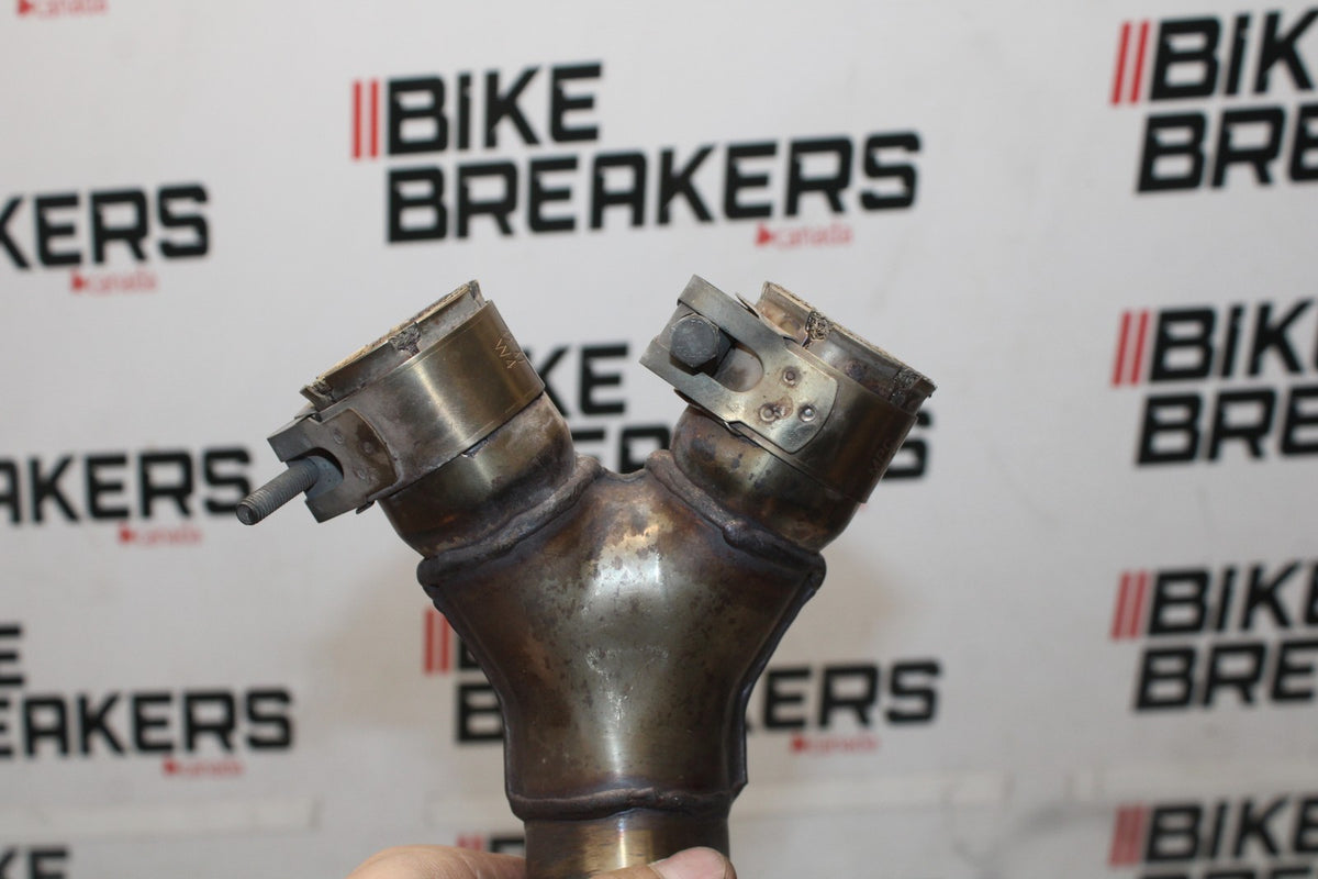 12 TRIUMPH STREET TRIPLE R EXHAUST MIDPIPE MID MIDDLE PIPE BB914