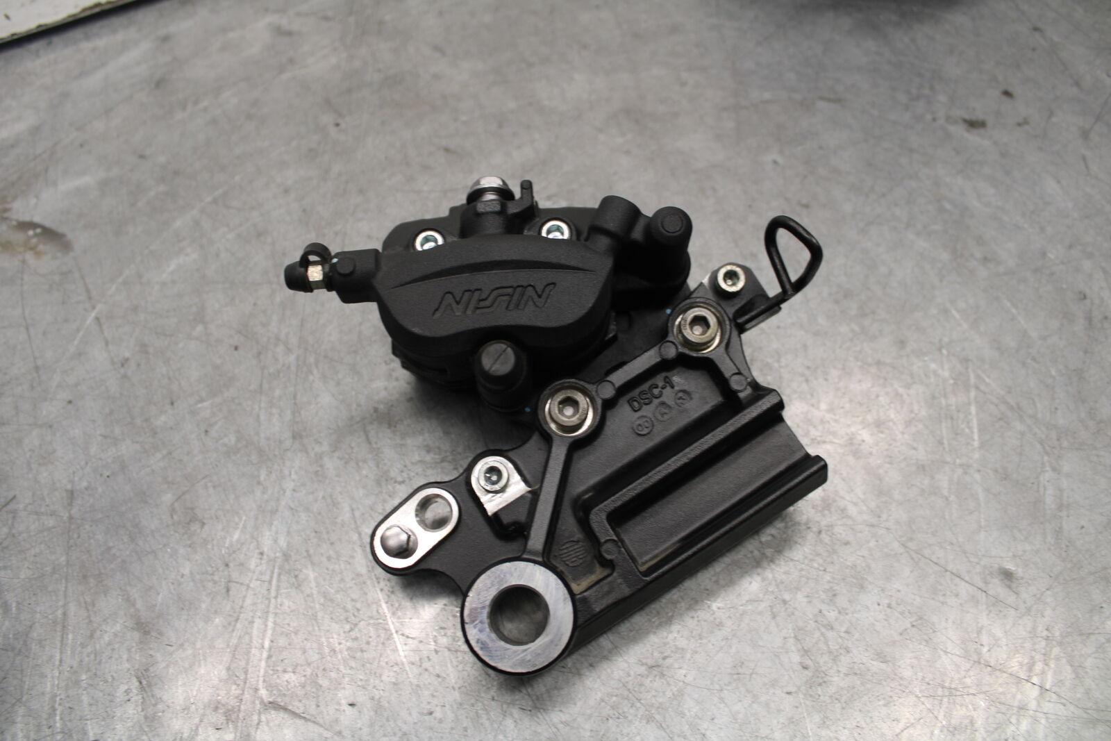 18-23 KAWASAKI NINJA 400 REAR BACK BRAKE CALIPER W MOUNT BRACKET BB660