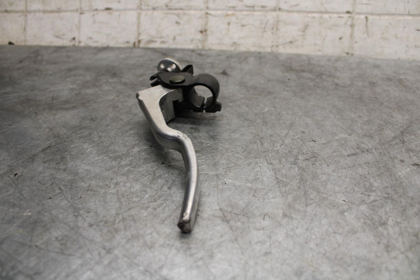 06-07 SUZUKI GSXR750 CLUTCH PERCH MOUNT WITH LEVER  BB543
