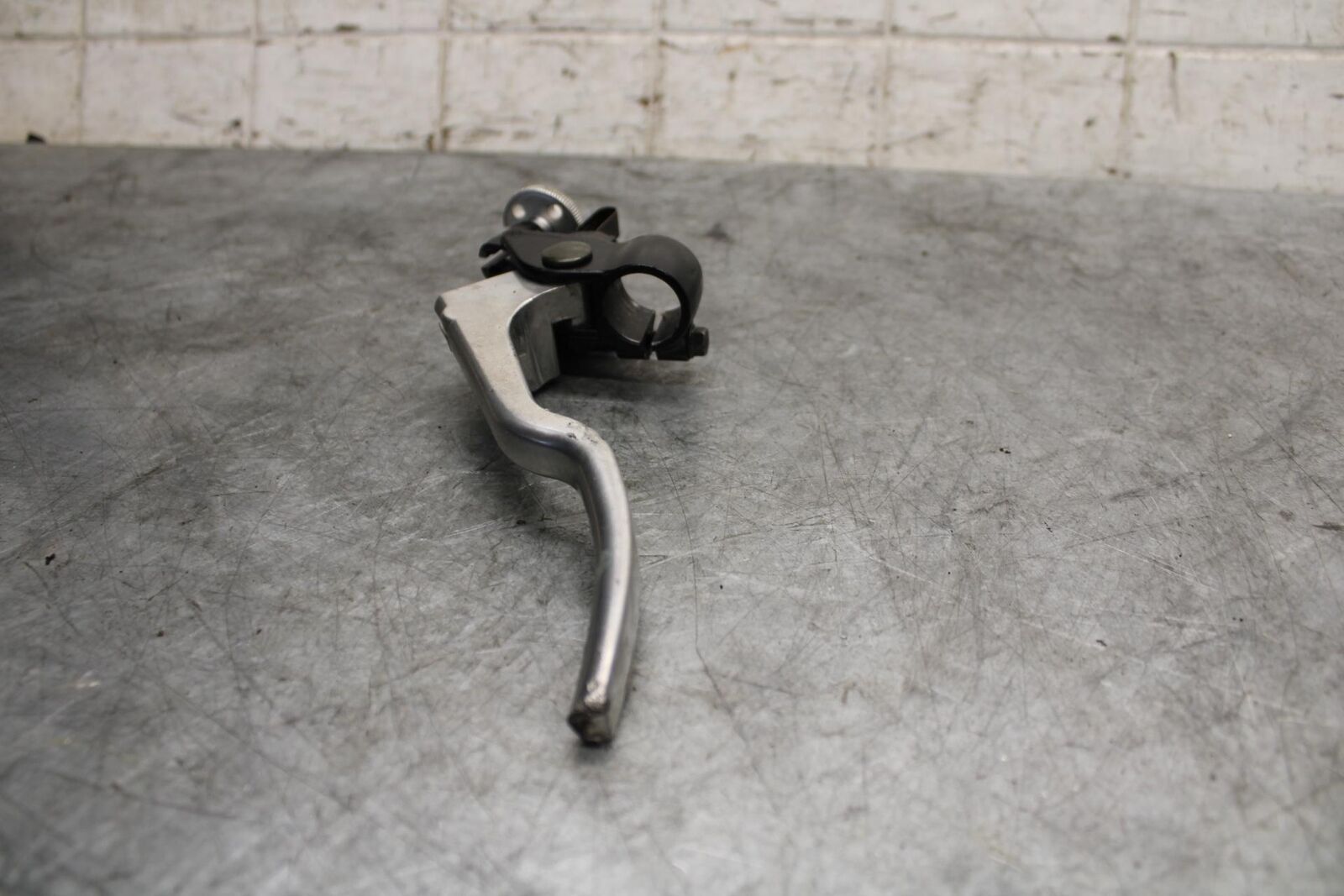 06-07 SUZUKI GSXR750 CLUTCH PERCH MOUNT WITH LEVER  BB543