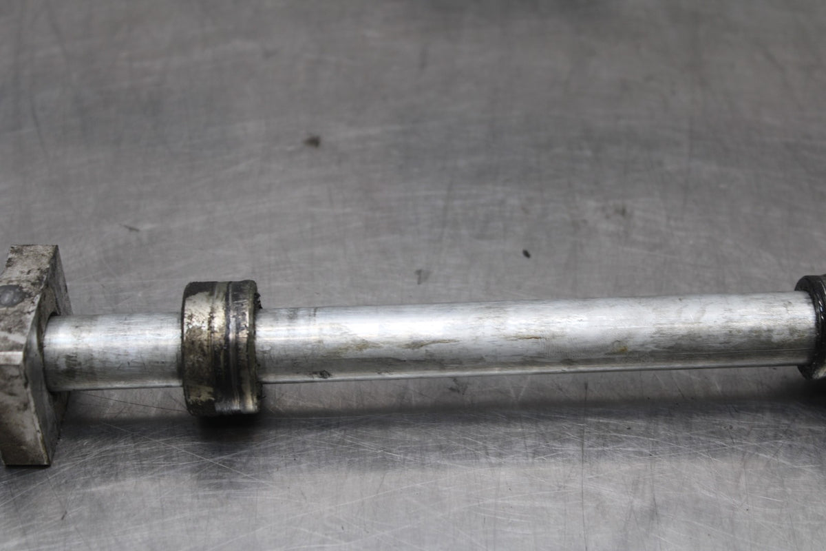 12 KAWASAKI NINJA 650 EX650E REAR AXLE BACK WHEEL RIM PIVOT BOLT AXEL BB926