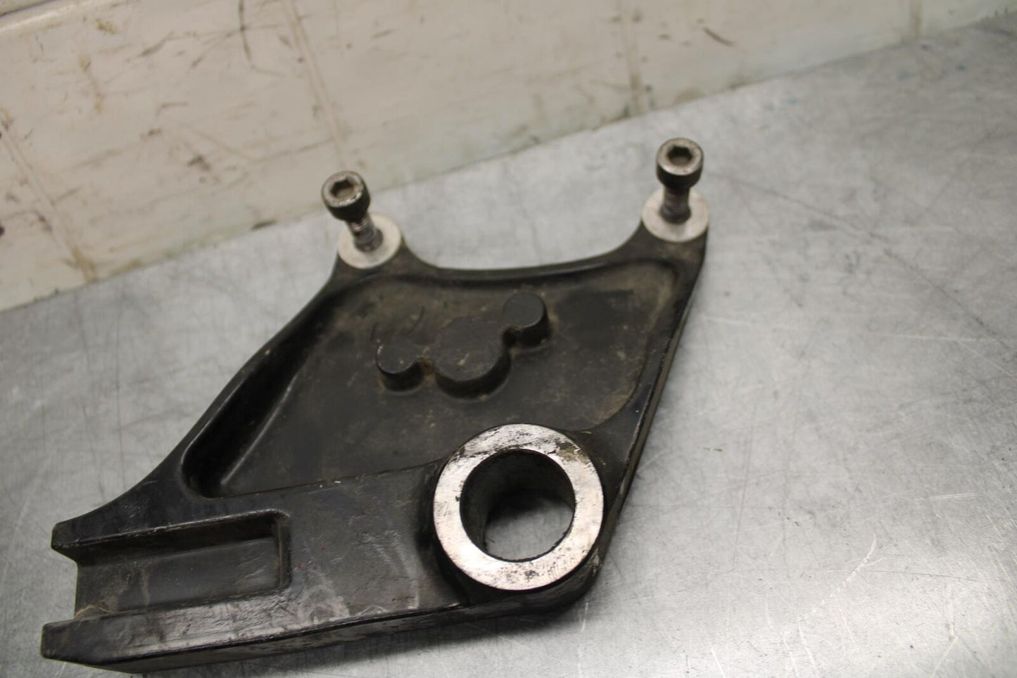 06-07 KAWASAKI NINJA ZX14R REAR  CALIPER HANGER BACK MOUNTING BRACKET BB466