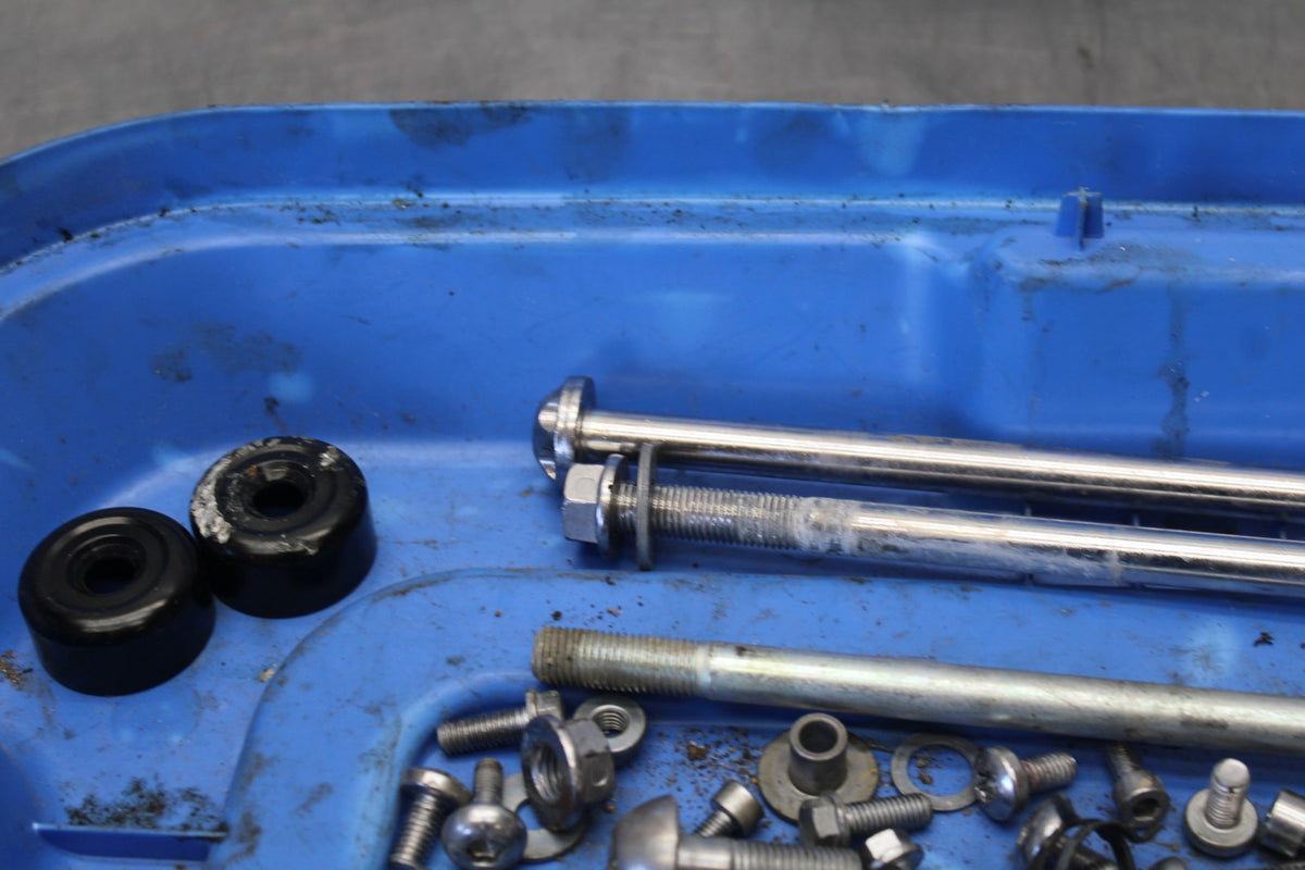 20 TRIUMPH STREET TRIPLE 765 MOUNTING BOLTS HARDWARE SCREWS BB864