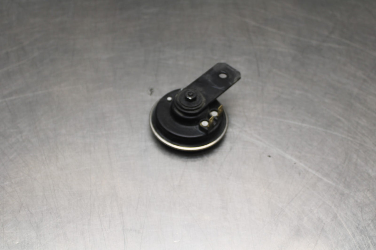 18-26 KAWASAKI Z400 HORN SIGNAL BB852