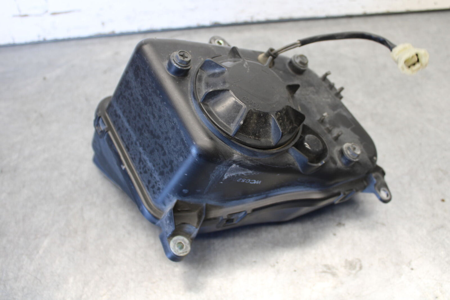 07-12 HONDA CBR600RR FRONT LEFT HEADLIGHT HEAD LIGHT LAMP BB672