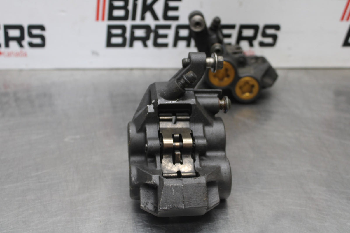 03 YAMAHA YZF R1 RIGHT LEFT FRONT BRAKE CALIPER SET PAIR CALIPERS BB895