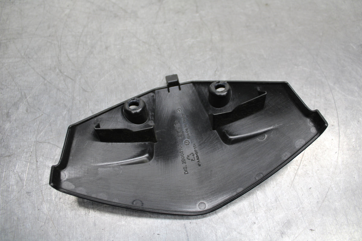 21-24 APRILIA TUONO 660 FACTORY SPEEDO CLUSTER TRIM COVER  BB733