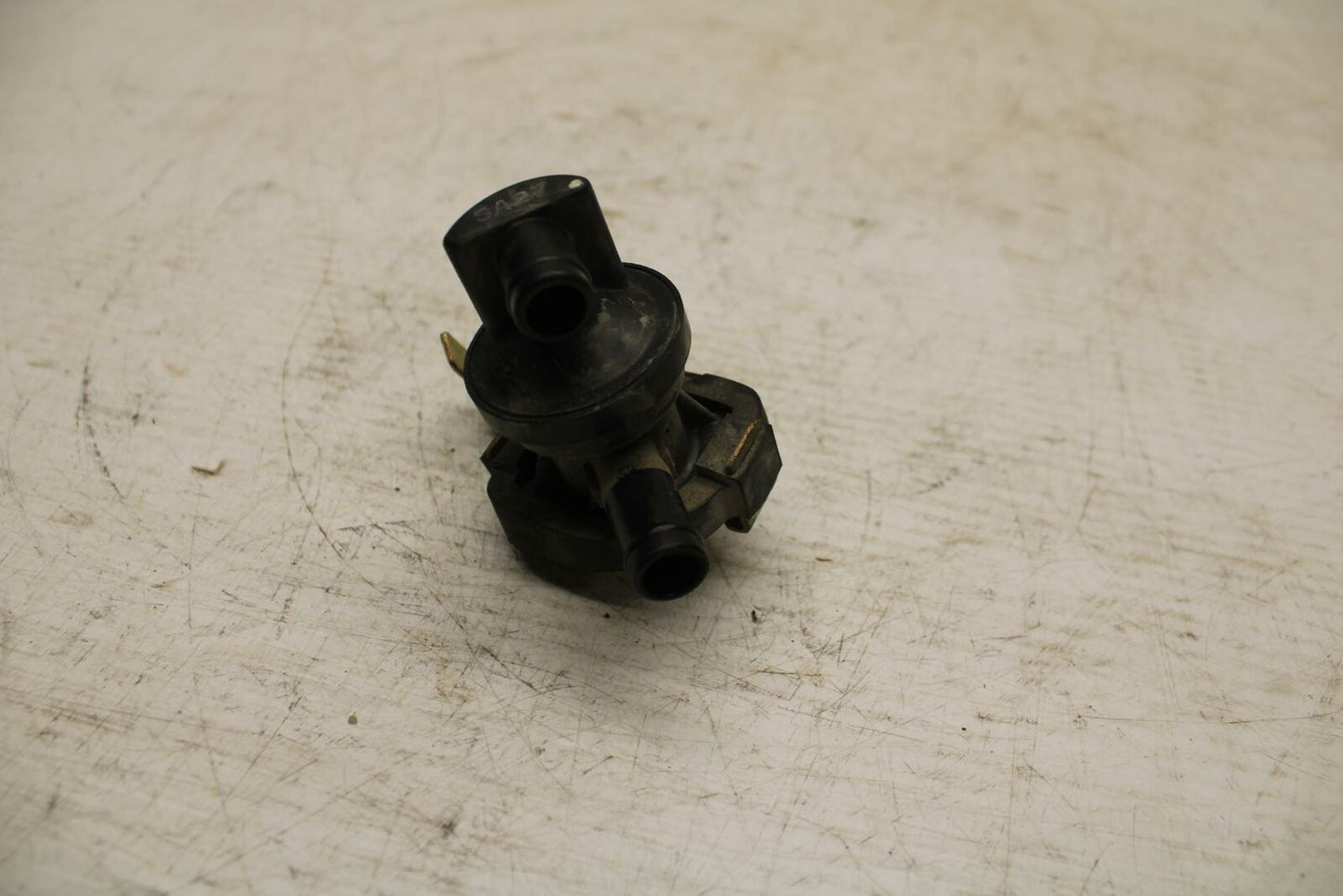 04-06 HONDA SHADOW 750 VT750C AIR VALVE SOLENOID TOP ENGINE SWITCH SENSOR BB360