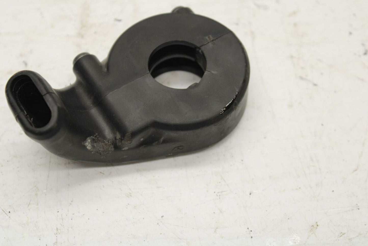 13-18 KAWASAKI NINJA ZX6R THROTTLE CABLE LINE HOUSING GUIDE BB353