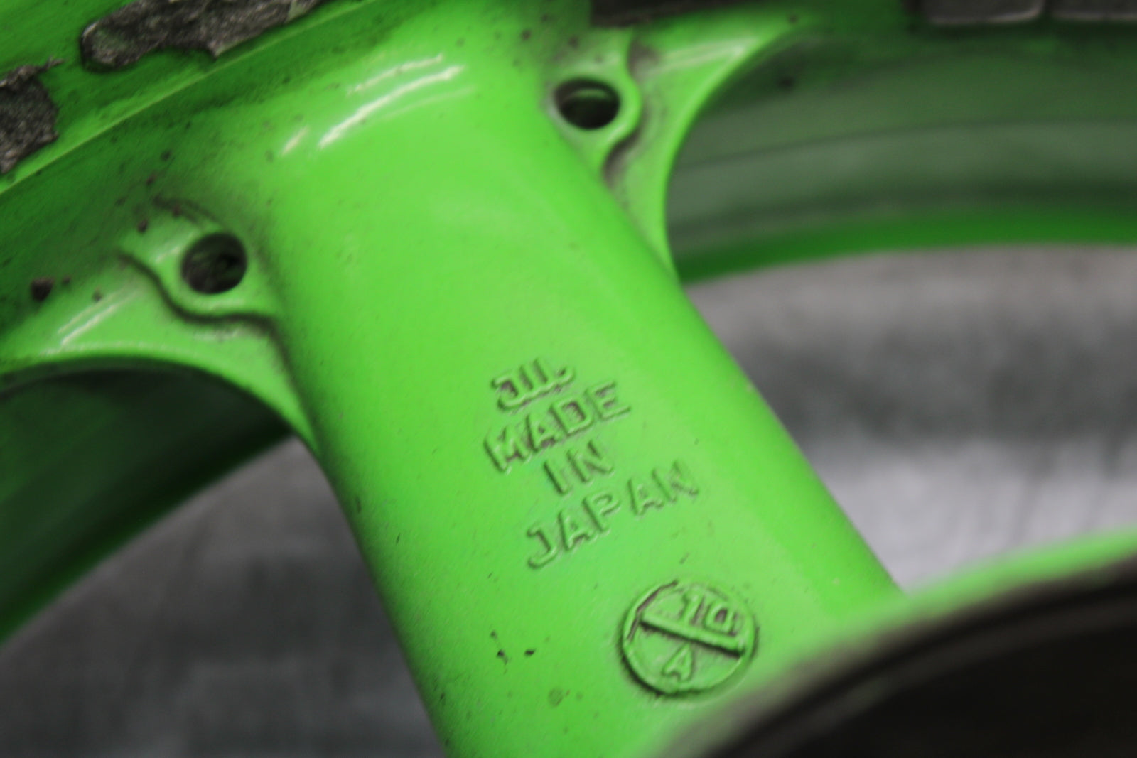 00-02 KAWASAKI NINJA ZX6R REAR WHEEL BACK RIM BB750