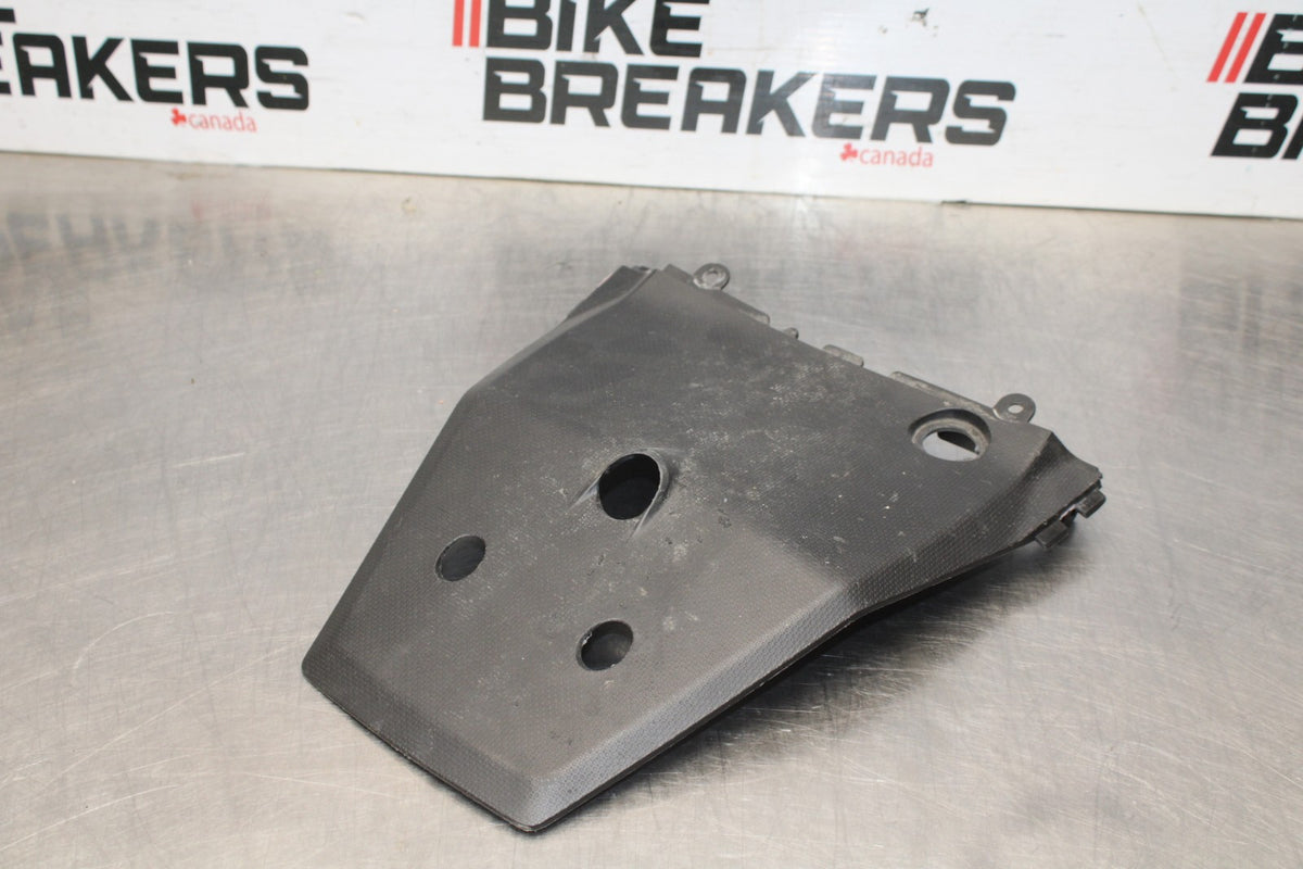 11-15 KAWASAKI NINJA ZX10R REAR BACK TAIL UNDERTAIL FAIRING COWL FENDER BB840