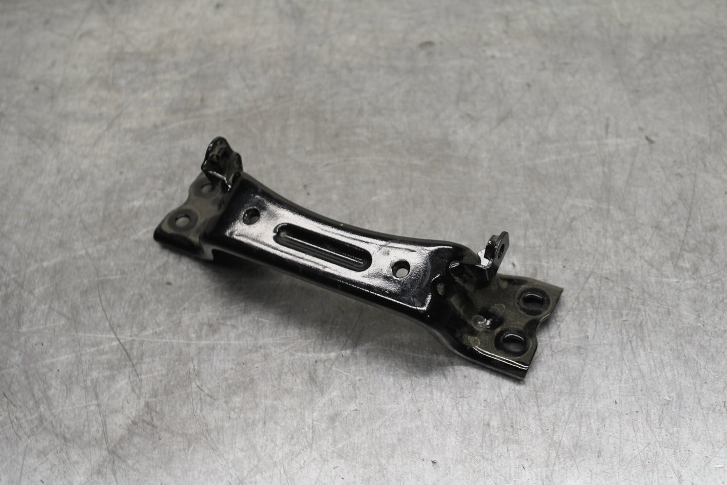 24 KAWASAKI NINJA 500 ABS GAS TANK FUEL CELL PETROL BRACKET MOUNT  BB730