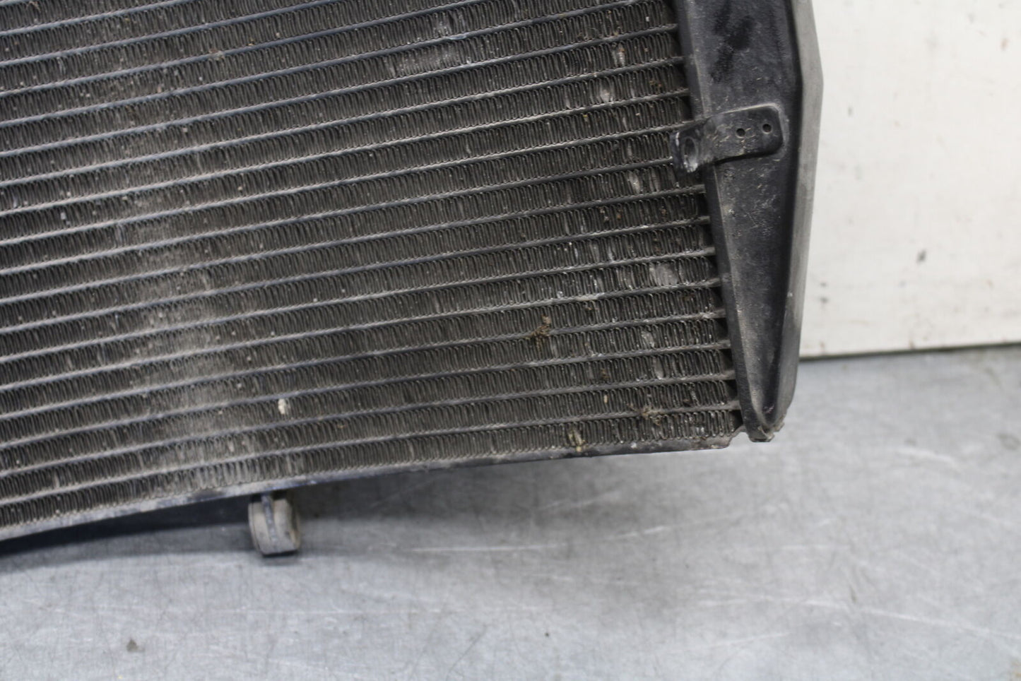 05-06 HONDA CBR600RR ENGINE RADIATOR MOTOR COOLER COOLING RADIATER  BB689