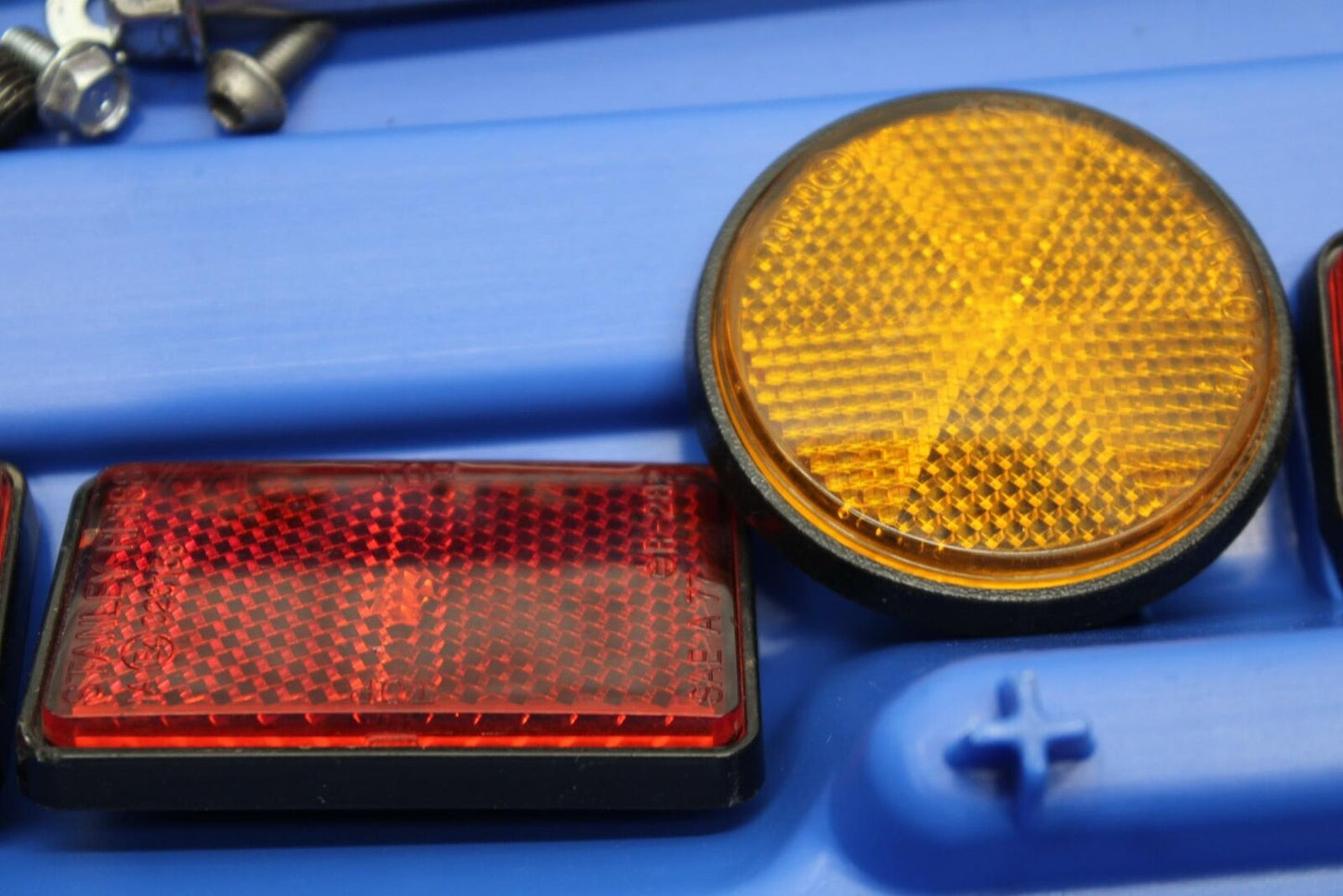 20 KAWASAKI Z400 ER400 ABS MISCELLANEOUS BOLTS, SCREWS AND HARDWARE BB586