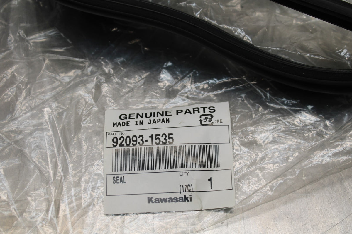 00-02 KAWASAKI NINJA ZX6R NOS NEW AIR INTAKE GRILL SCOOP BB750