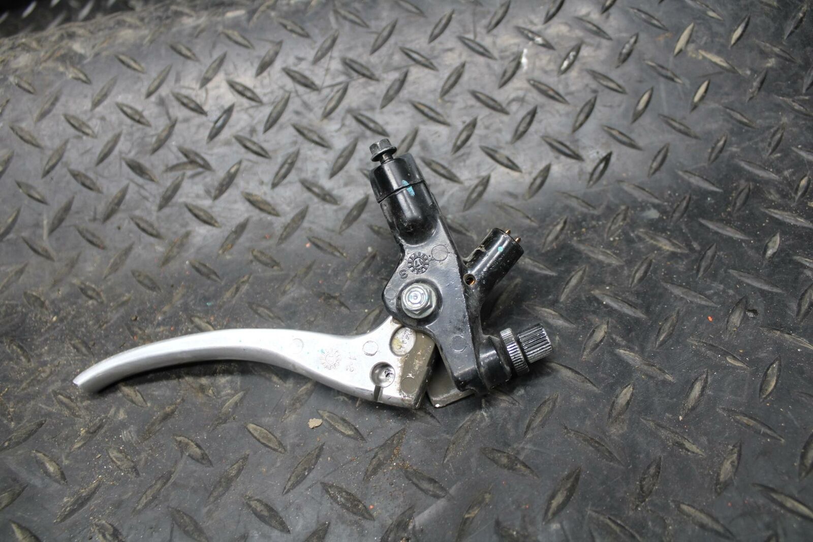16-18 HONDA CBR500R CLUTCH PERCH MOUNT WITH LEVER  BB231