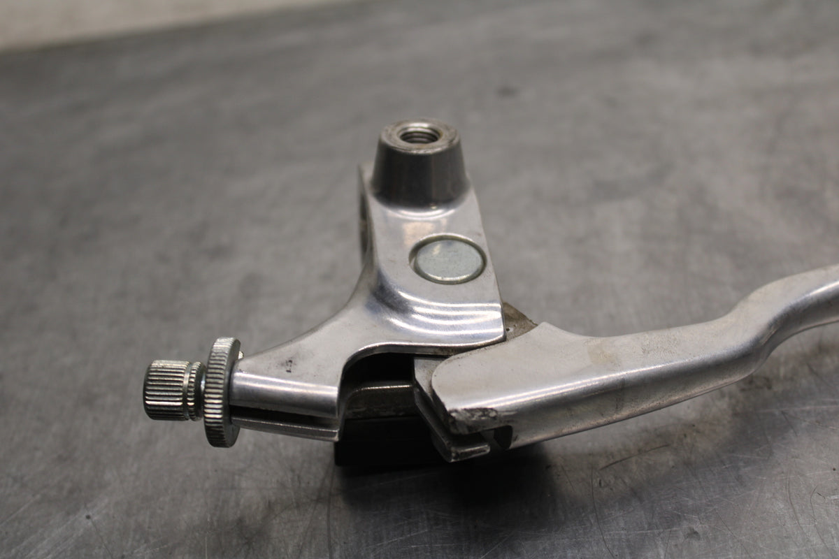 04 SUZUKI INTRUDER 800 CLUTCH PERCH MOUNT WITH LEVER  BB758
