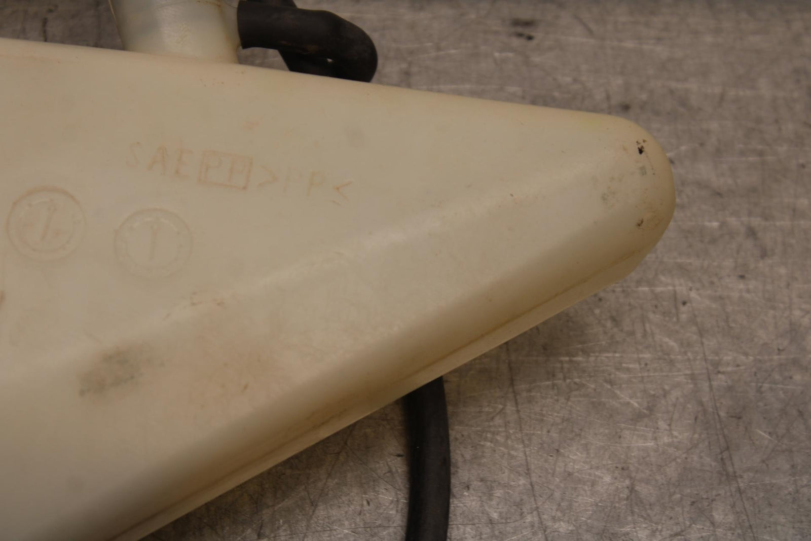 08-10 SUZUKI GSXR 600 750 COOLANT WATER TANK RESERVOIR BOTTLE BB101