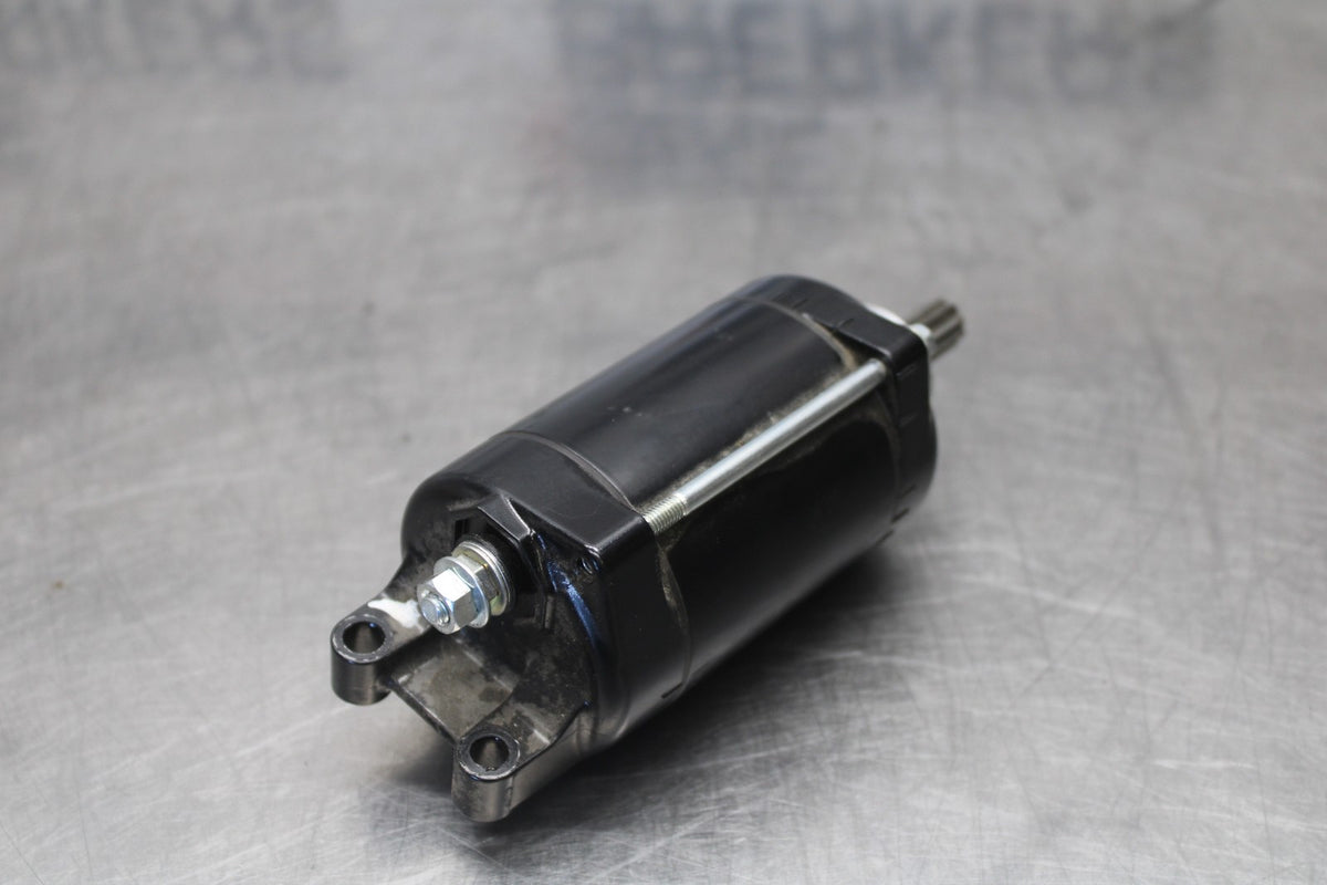 25 KAWASAKI Z900 ENGINE STARTING STARTER MOTOR -DC 12V BB928