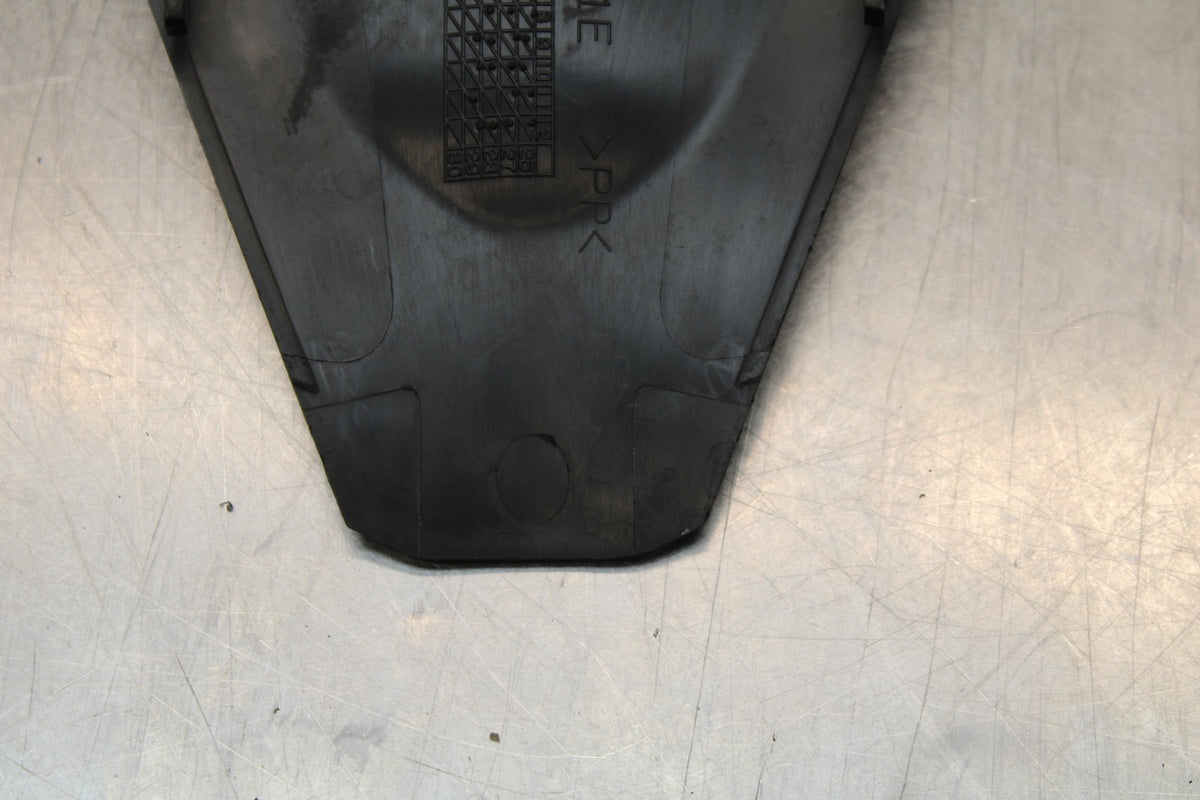 22-25 YAMAHA YZF R7 CENTER REAR BACK TAIL FAIRING COVER TRIM COWL BB850-A
