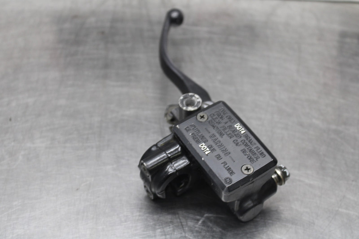 84 HONDA INTERCEPTOR 1000 VF1000F HYDRAULIC CLUTCH MASTER CYLINDER  BB878