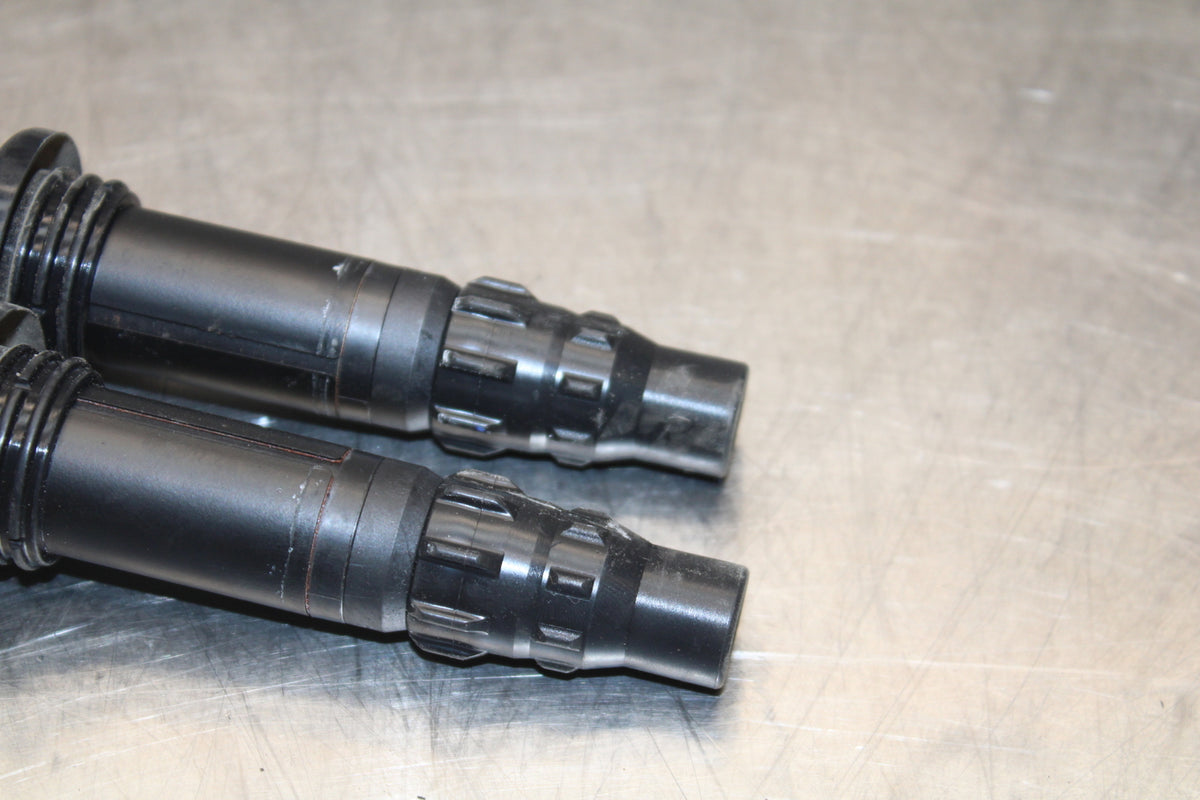 14-17 YAMAHA FZ07 IGNITION COILS COIL SPARK PLUG CAPS BB162