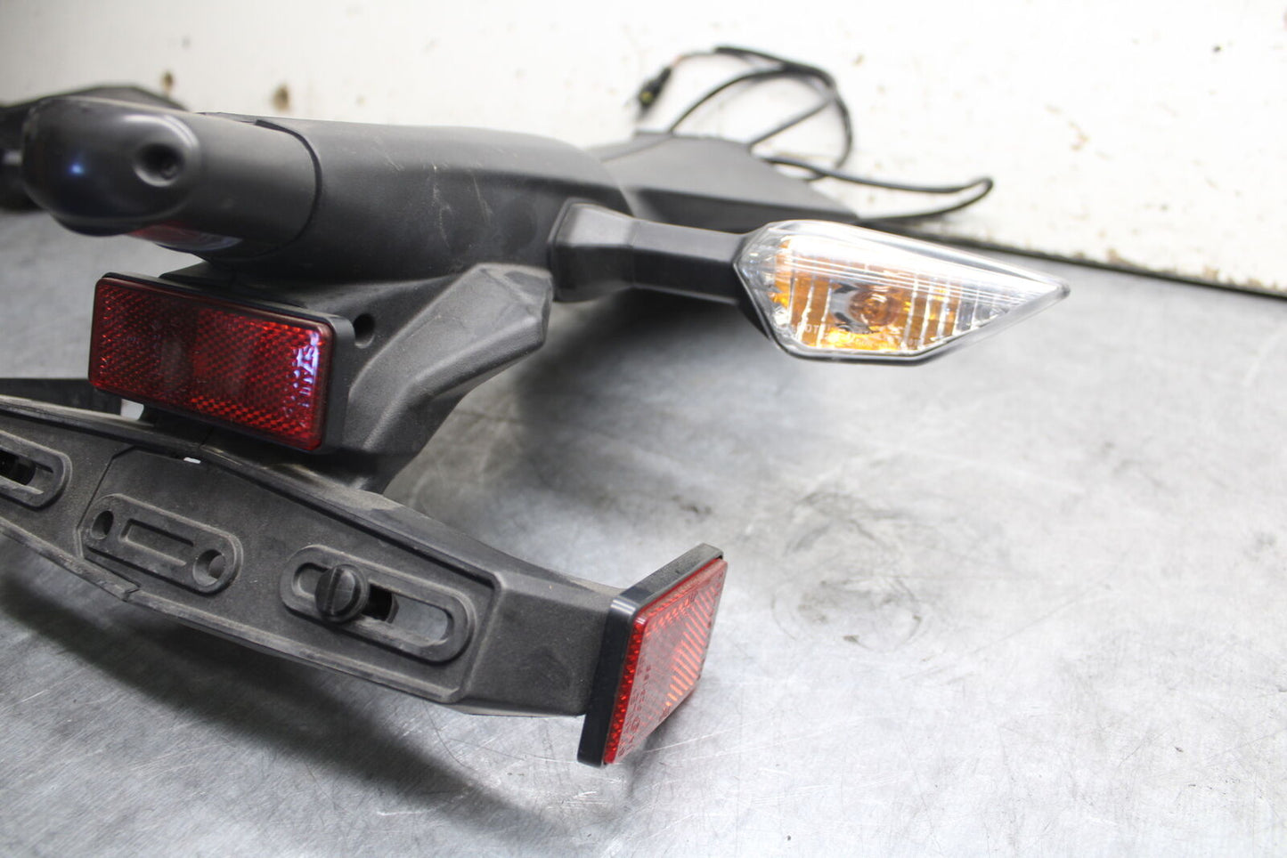 18-24 KAWASAKI NINJA 650 REAR BACK FENDER MUD GUARD BB725