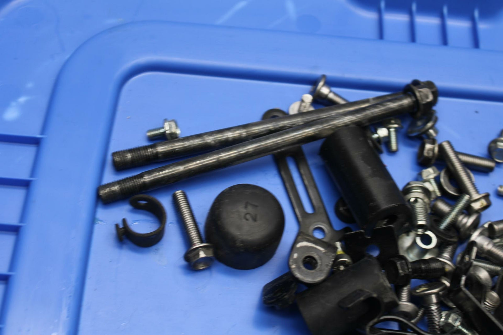 17-20 KAWASAKI NINJA 650  BOLTS HARDWARE MOTOR SCREWS BB364