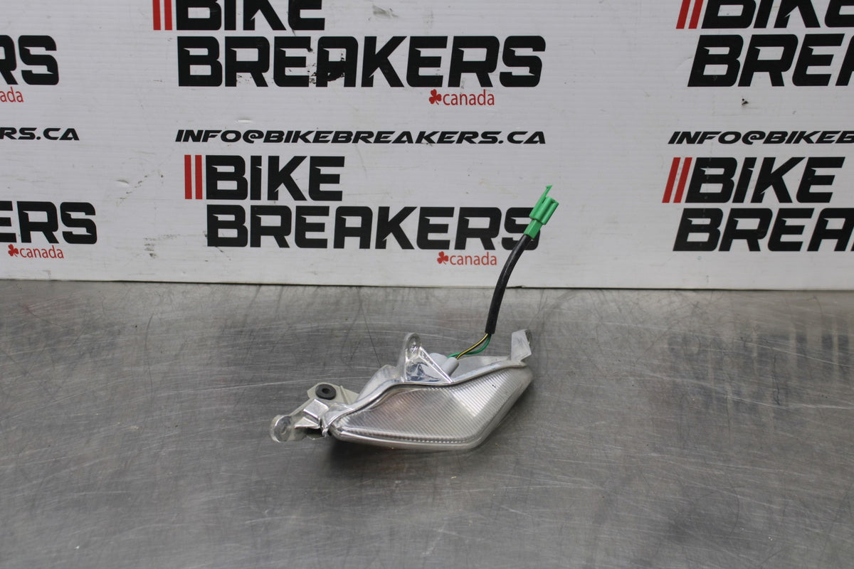 12-26 KAWASAKI ZZR1400 RIGHT REAR BACK TURN SIGNAL LIGHT INDICATOR BB60