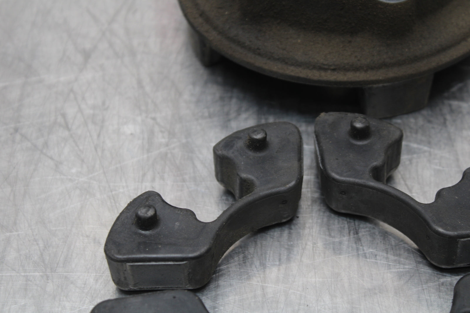 04-05 KAWASAKI NINJA ZX10R REAR HUB & SHOCK DAMPERS CUSH ABSORBERS BB163