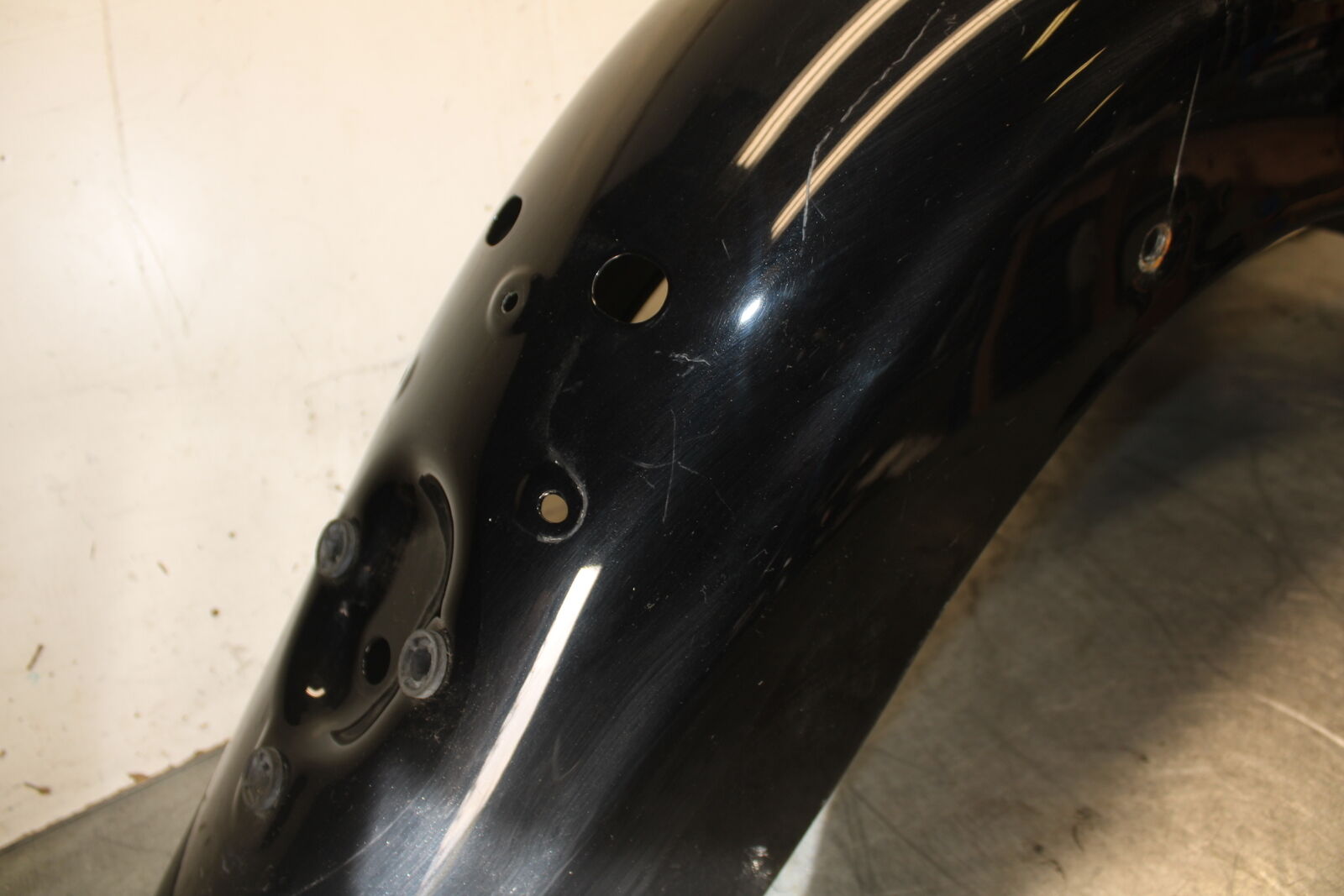 05-06 YAMAHA ROAD STAR XV1700A REAR BACK WHEEL FENDER MUD GUARD BB703