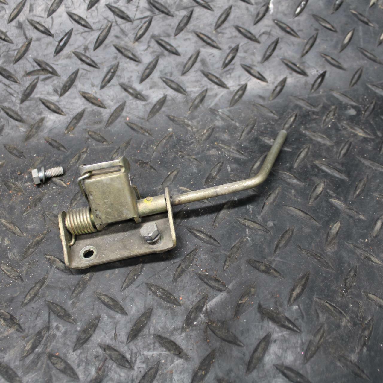 77 HONDA CT 70 TRAIL   SEAT PAD LATCH BB234