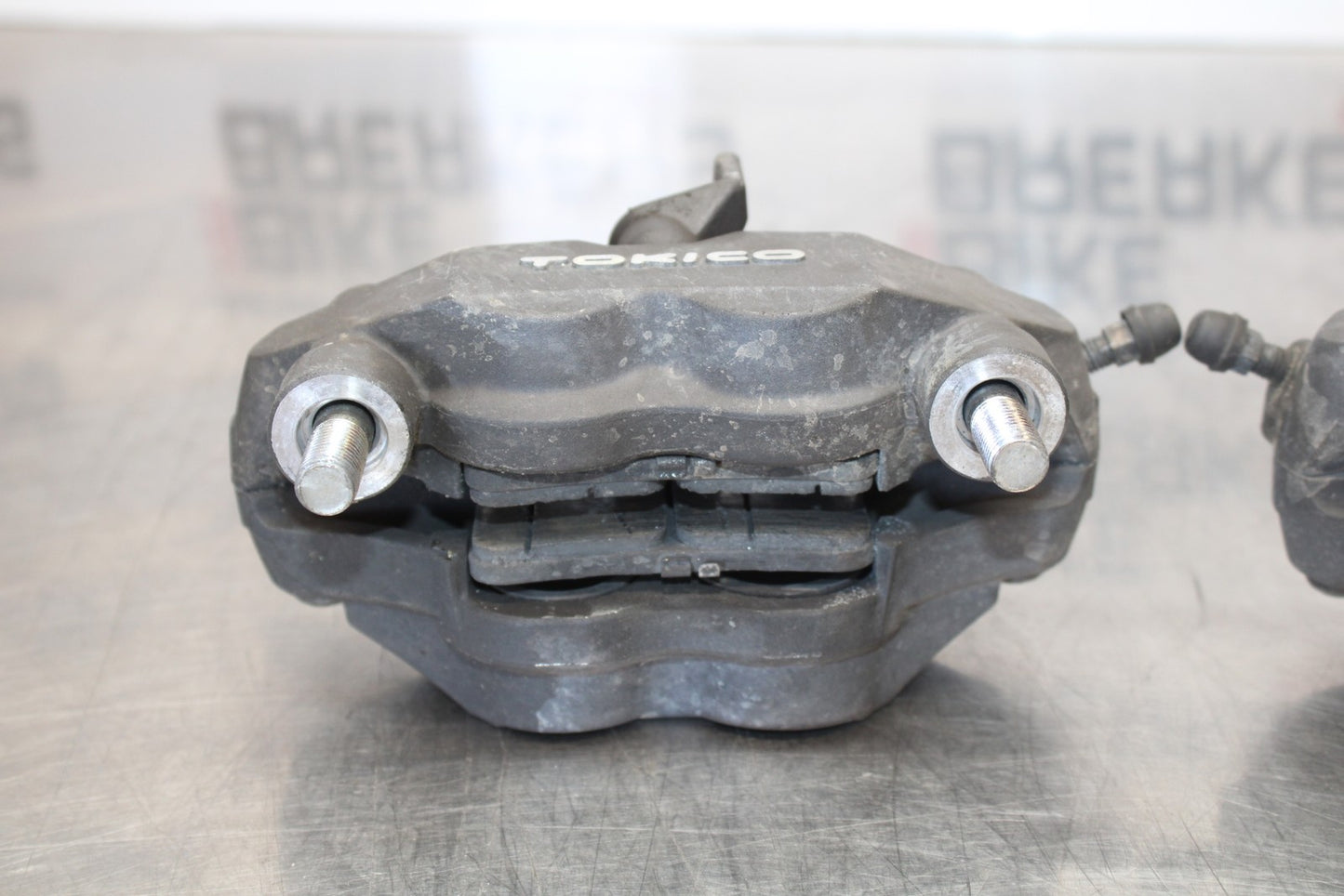 06-07 SUZUKI GSXR 600 RIGHT LEFT FRONT BRAKE CALIPER SET PAIR CALIPERS BB170