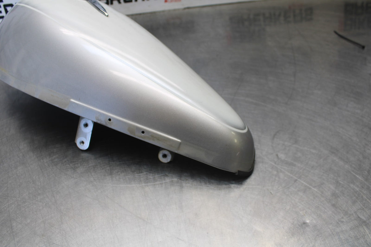 05-09 SUZUKI BOULEVARD C90 RIGHT GAS TANK COVER TRIM PANEL COWL  BB918