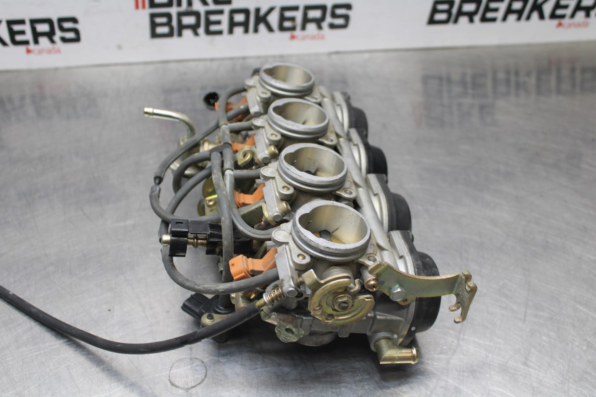 05 YAMAHA YZF R6 MAIN FUEL INJECTORS / THROTTLE BODIES BB814