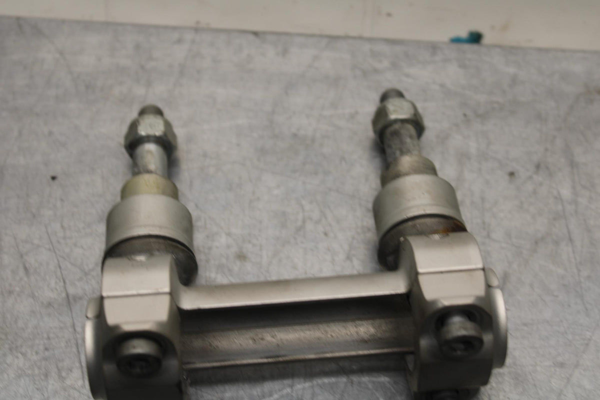 07-11 KTM  990 SUPER DUKE HANDLEBAR RISERS BB578