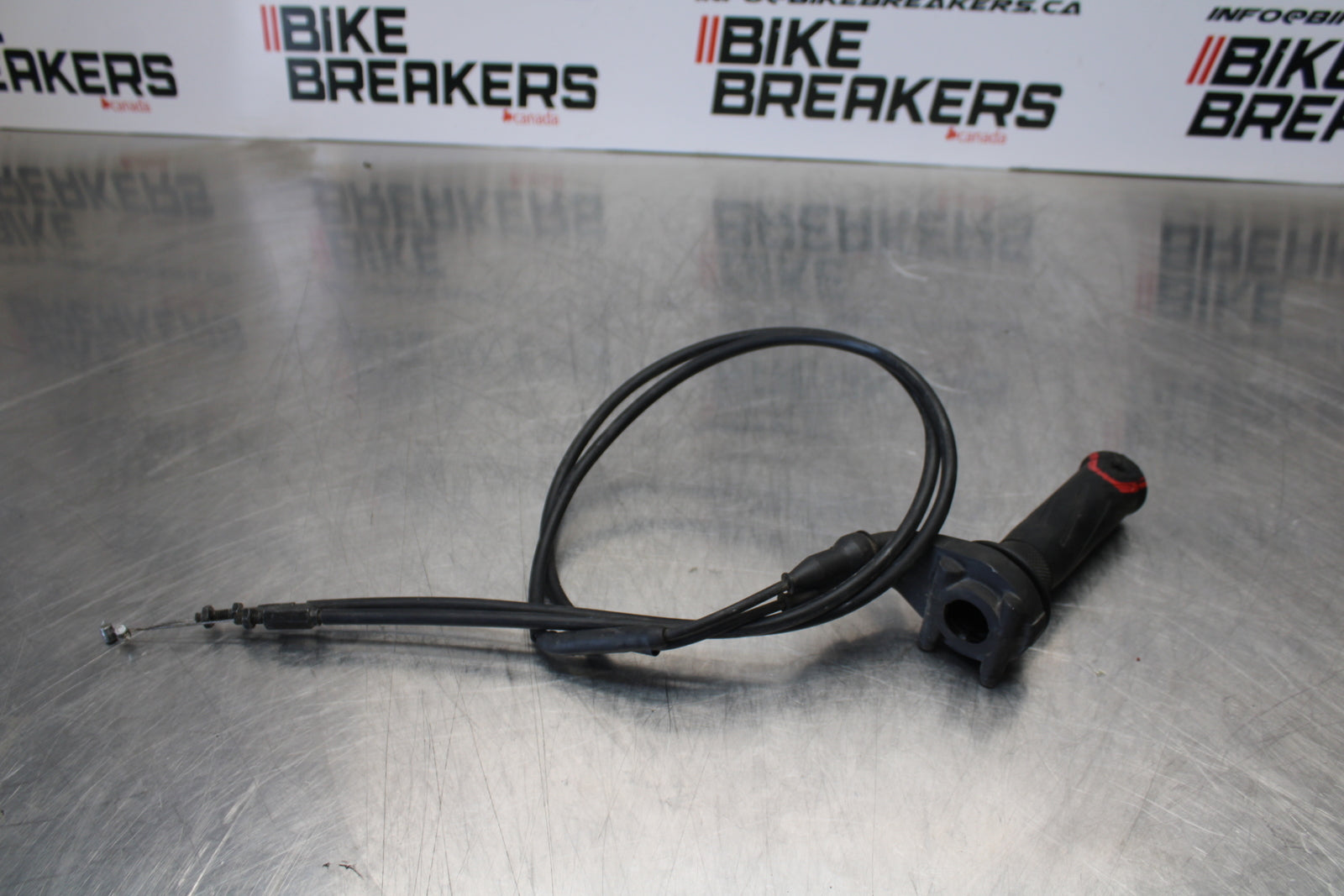 14-17 YAMAHA FZ07 THROTTLE CABLE LINE HOUSING GUIDE BB162