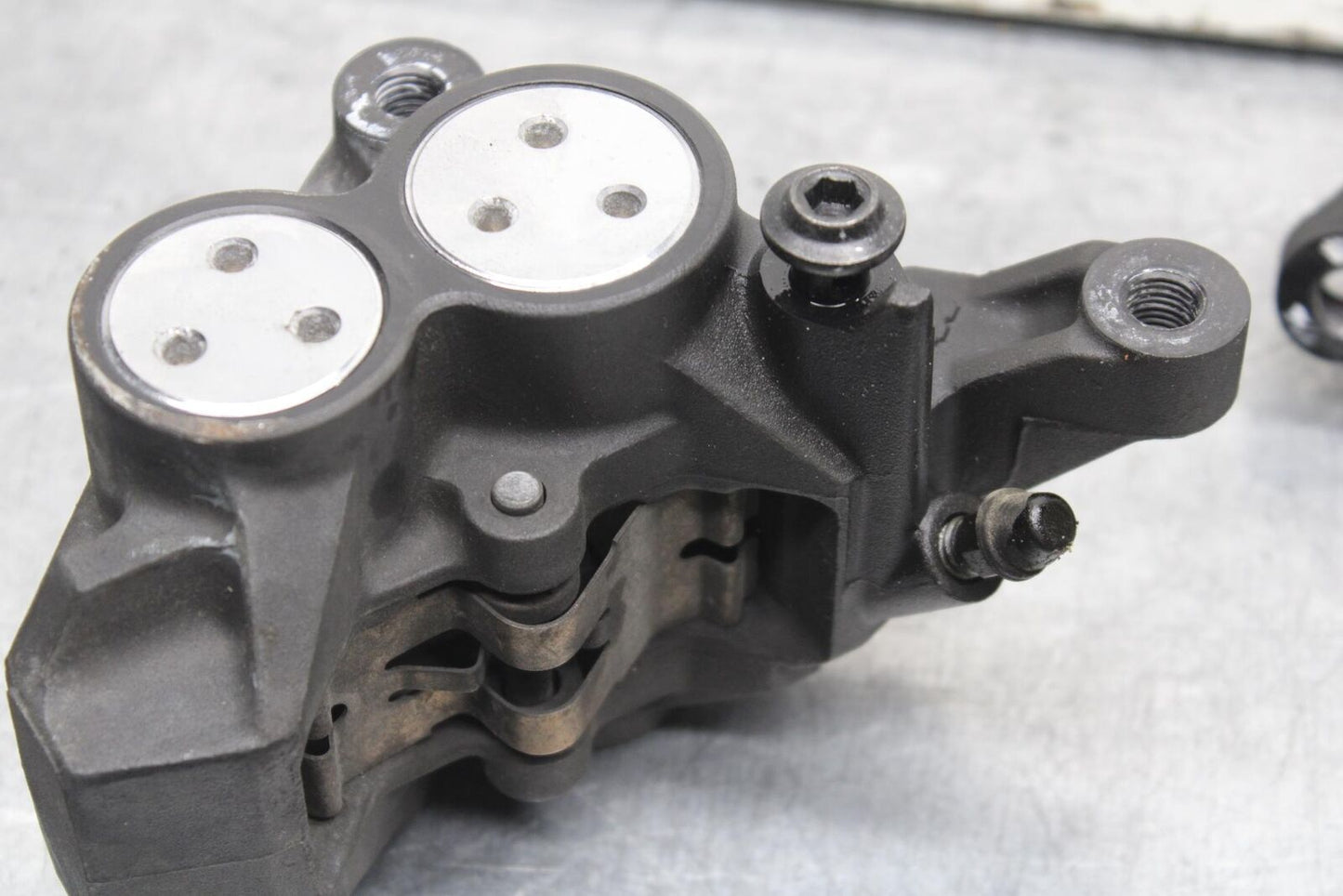 06-14 YAMAHA ROADLINER S XV1900S RIGHT LEFT FRONT BRAKE CALIPER SET PAIR BB619