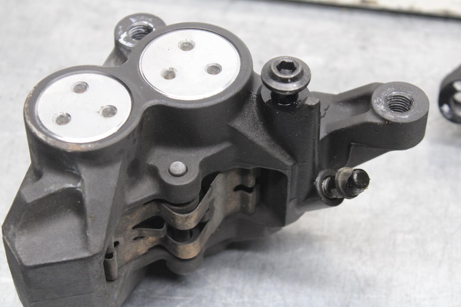 06-14 YAMAHA ROADLINER S XV1900S RIGHT LEFT FRONT BRAKE CALIPER SET PAIR BB619