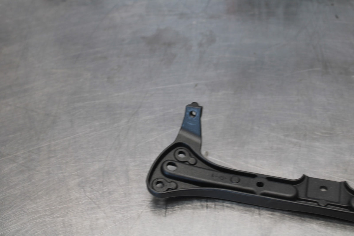 08 KAWASAKI NINJA ZX10R UPPER FAIRING MIRROR GAUGES STAY BRACKET BB902