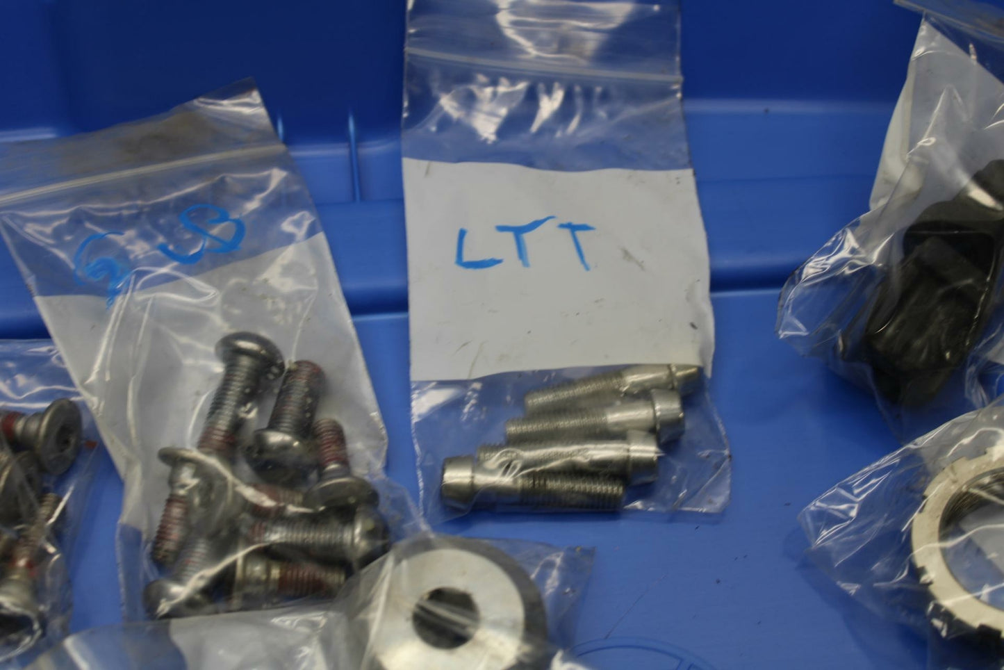 13-18 KAWASAKI NINJA ZX6R ENGINE MOUNTING BOLTS HARDWARE MOTOR SCREWS BB353