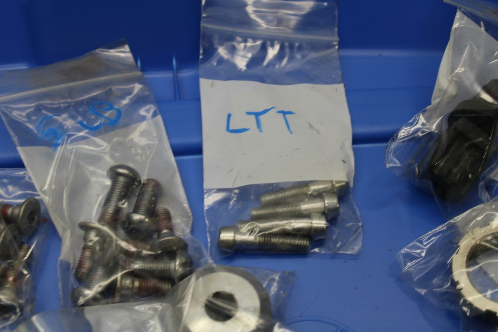 13-18 KAWASAKI NINJA ZX6R ENGINE MOUNTING BOLTS HARDWARE MOTOR SCREWS BB353