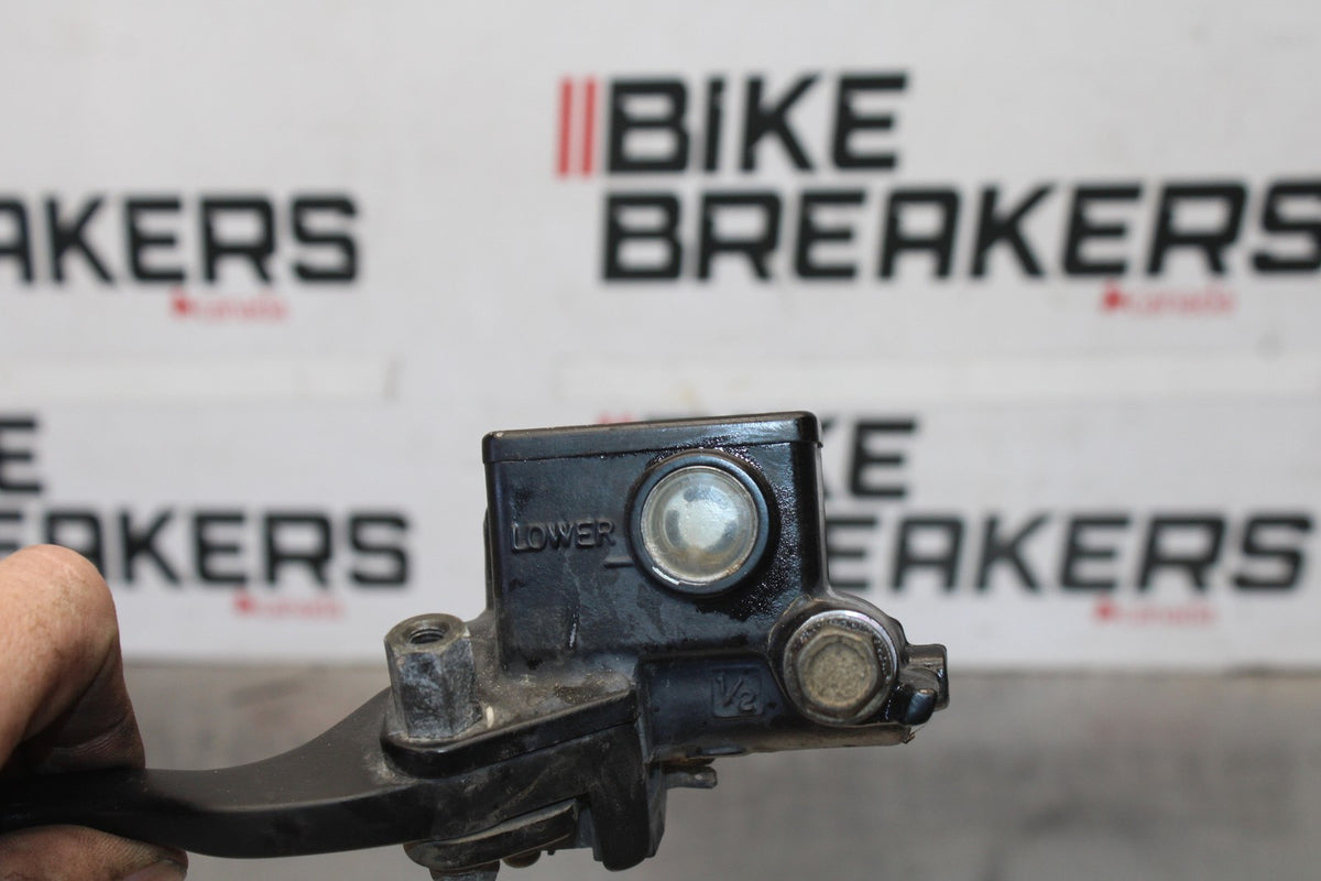 06 KAWASAKI KLR650 FRONT BRAKE MASTER CYLINDER w/ LEVER BB919