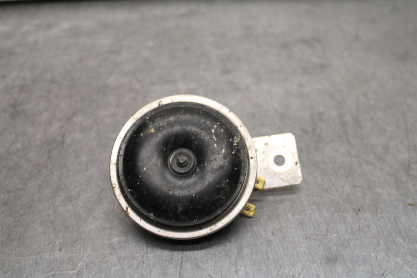 19-23 KAWASAKI NINJA ZX6R HORN SIGNAL BB749