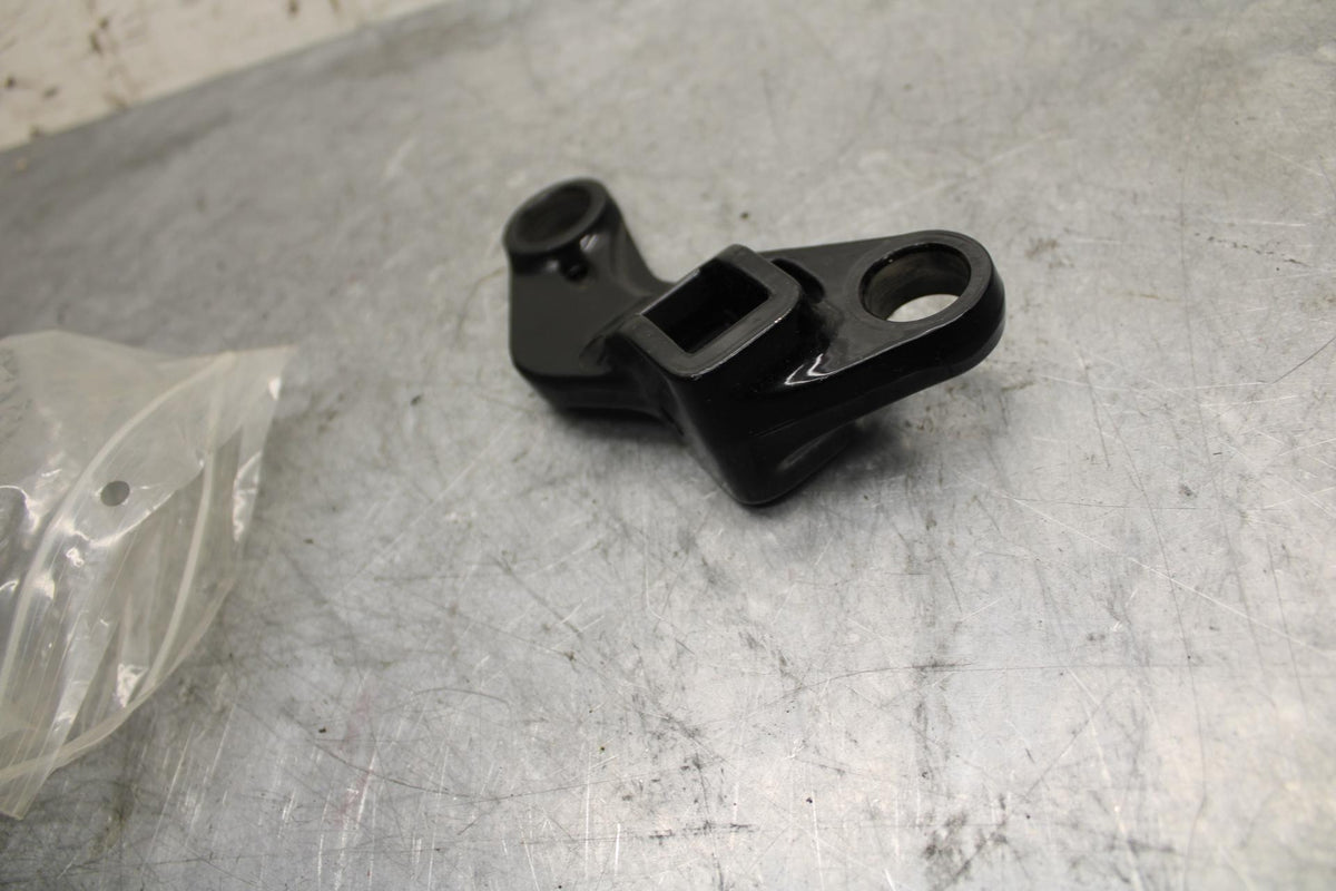 1990 Suzuki Katana 600 GSX600F RIGHT REARSET  DRIVER FOOT PEG  43531-19c00  BB42
