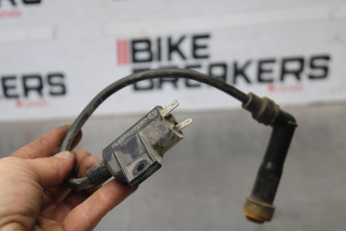 06 KAWASAKI KLR650 IGNITION COIL SPARK PLUG CAP  BB919